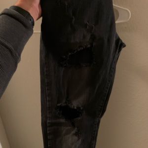 American Eagle distressed jeans size 32 x 32